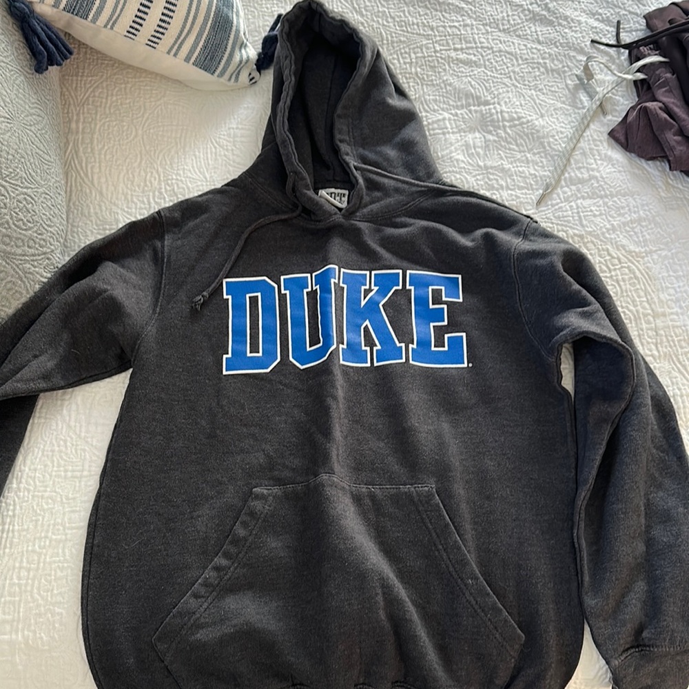 Duke hoodie size small